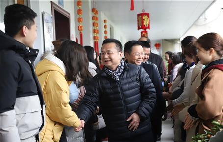 【開工大吉】新年新氣象！公司領(lǐng)導(dǎo)班子向干部職工拜年